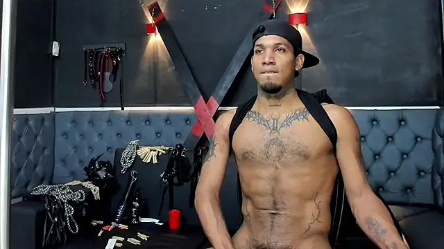 Snapshot of DIEGO_WICKED chatting on 10-17-25, 12:30 DIEGO WICKED online show from 10-17-25, 12:30