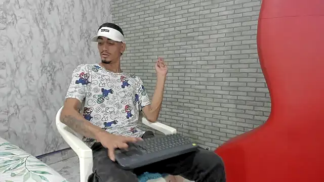 Sexvergon 26 online show from 11-30-25, 07:40