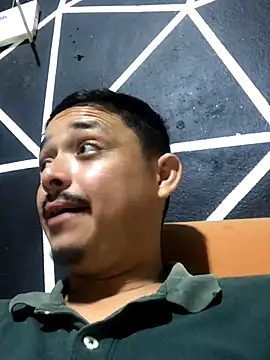 veronica and bryan online show from 11-02-25, 12:46