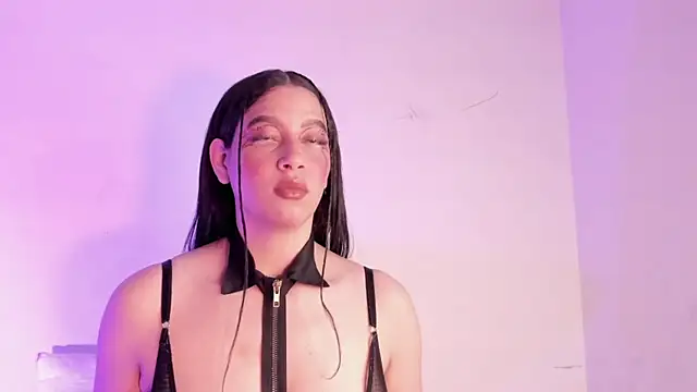 Megan Luxe online show from 05-16-26, 06:21