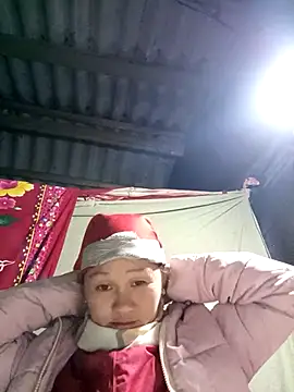 MaiHoa69 online show from 11-30-25, 12:20