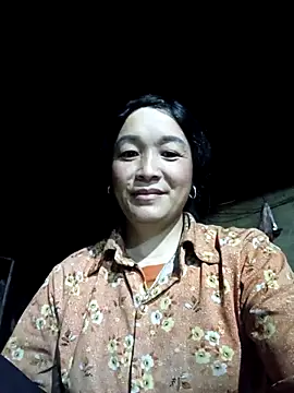 Snapshot of Bliss_rose chatting on 02-18-26, 12:34 Bliss rose online show from 02-18-26, 12:34