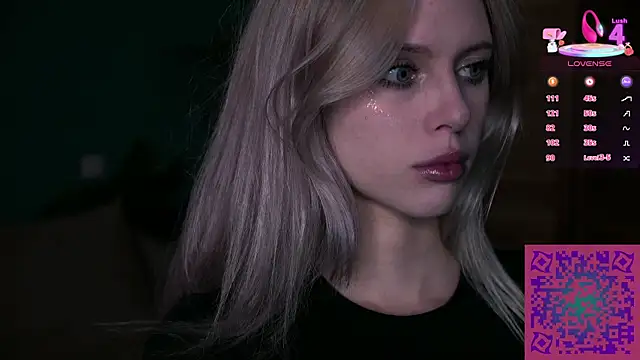 Snapshot of Nelly_Carroll chatting on 10-19-25, 01:39 Nelly Carroll online show from 10-19-25, 01:39