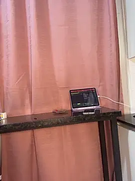 Snapshot of MarSantana_2 chatting on 02-13-26, 01:12 MarSantana 2 online show from 02-13-26, 01:12