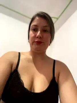 Snapshot of Abby-LS chatting on 09-19-25, 12:06 Abby-LS online show from 09-19-25, 12:06