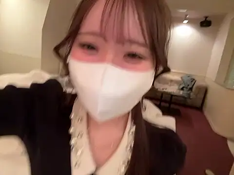 Snapshot of nano-da-u chatting on 03-21-26, 01:58 nano-da-u online show from 03-21-26, 01:58