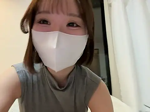 Snapshot of nano-da-u chatting on 05-13-26, 01:52 nano-da-u online show from 05-13-26, 01:52
