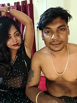 Snapshot of Hotbhabi305 chatting on 03-15-26, 05:19 Hotbhabi305 online show from 03-15-26, 05:19