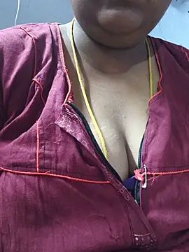 Snapshot of TAMIL_ELAKKIYA chatting on 06-11-26, 12:32 TAMIL ELAKKIYA online show from 06-11-26, 12:32