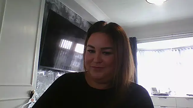 brunetslut online show from 09-11-25, 02:39