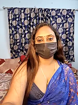 Snapshot of Cute-lusi chatting on 03-09-26, 07:18 Cute-lusi online show from 03-09-26, 07:18