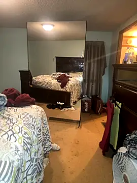 Snapshot of JuicyExxxperience chatting on 11-30-25, 01:59 JuicyExxxperience online show from 11-30-25, 01:59