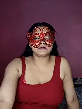 Snapshot of MEERAcle chatting on 04-25-26, 02:47 MEERAcle online show from 04-25-26, 02:47