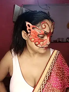 Snapshot of MEERAcle chatting on 06-13-26, 04:10 MEERAcle online show from 06-13-26, 04:10