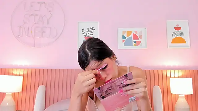 Snapshot of catalina_jolie chatting on 11-17-25, 04:18 catalina jolie online show from 11-17-25, 04:18