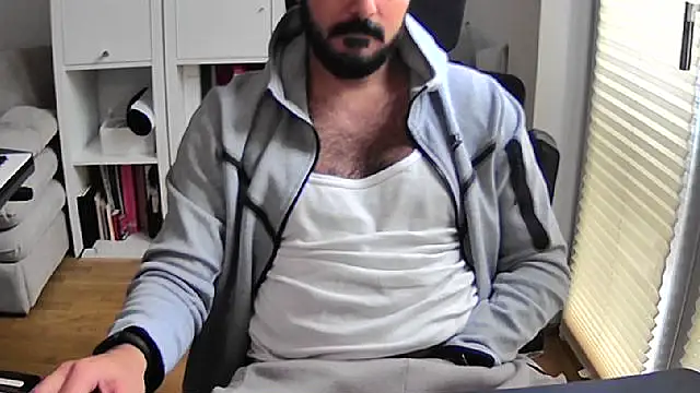 Velvetvoyager69 online show from 10-26-25, 11:38