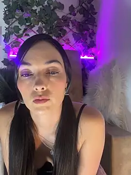 fetish foot  online show from 11-08-25, 03:18