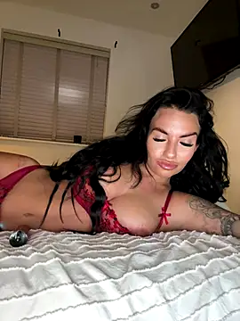 BELLABLACKXUK online show from 12-16-25, 10:26