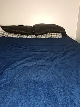 MoonlikePolicy727 online show from 11-05-25, 05:13