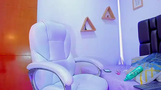 miiarod online show from 10-28-25, 07:05