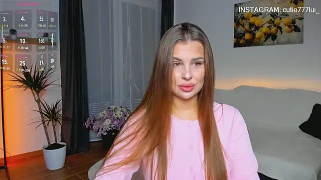 Snapshot of Cutie_Lui chatting on 10-01-25, 05:13 Cutie Lui online show from 10-01-25, 05:13