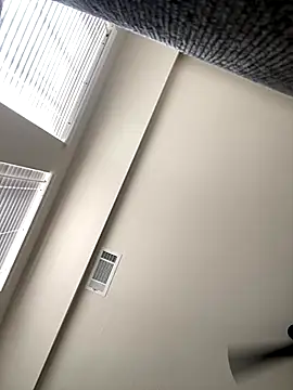 Snapshot of huhgtr chatting on 11-12-25, 03:01 huhgtr online show from 11-12-25, 03:01