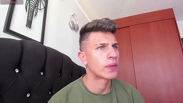 kevin ahss online show from 11-22-25, 08:30