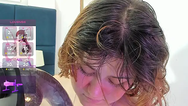 isa grey  online show from 11-30-25, 10:36