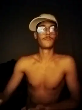 Snapshot of Mago666_ chatting on 09-12-25, 01:17 Mago666  online show from 09-12-25, 01:17