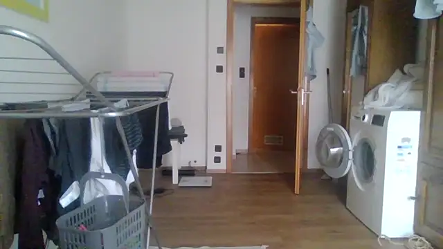 Snapshot of XLBarehengst chatting on 02-01-26, 01:20 XLBarehengst online show from 02-01-26, 01:20