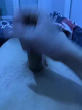 Snapshot of lath13 chatting on 03-04-26, 10:05 lath13 online show from 03-04-26, 10:05