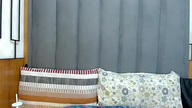 MrsMxx25 online show from 05-19-26, 06:14