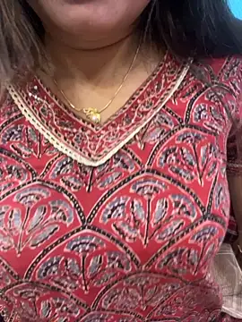 Snapshot of Naughty-Kamini chatting on 10-12-25, 10:25 Naughty-Kamini online show from 10-12-25, 10:25