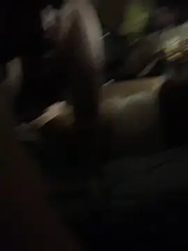 Snapshot of shakeweight chatting on 09-17-25, 10:28 shakeweight online show from 09-17-25, 10:28