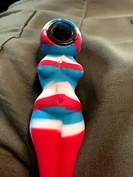 Snapshot of shakeweight chatting on 10-08-25, 11:13 shakeweight online show from 10-08-25, 11:13