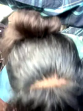 Snapshot of shakeweight chatting on 11-07-25, 11:05 shakeweight online show from 11-07-25, 11:05