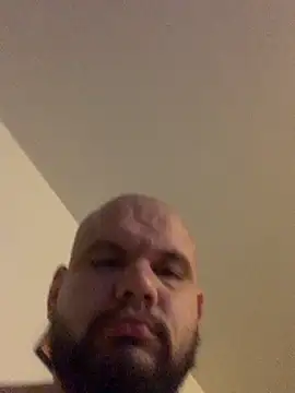 Snapshot of shakeweight chatting on 11-20-25, 05:40 shakeweight online show from 11-20-25, 05:40