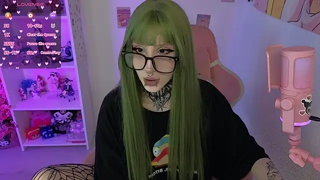 Nana stolass online show from 04-22-26, 08:50