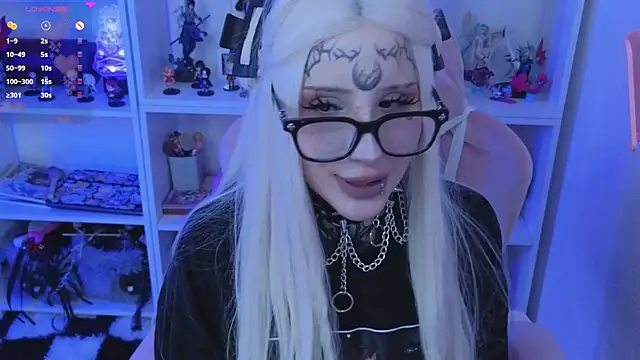 Nana stolass online show from 07-28-26, 10:21