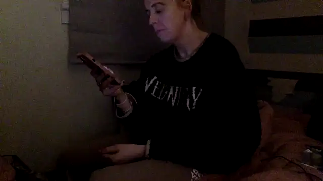 Bellababexox online show from 05-15-26, 11:12