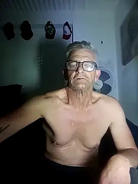 Snapshot of CPTCOCK chatting on 11-11-25, 06:08 CPTCOCK online show from 11-11-25, 06:08