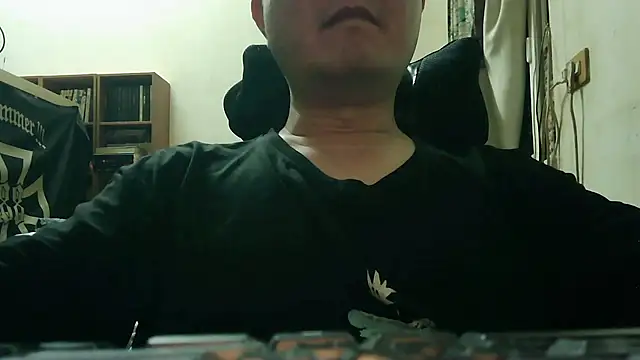 PIGBABY-LOVE online show from 04-12-26, 02:55