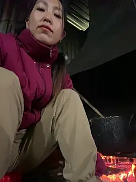 Huong-Ly online show from 02-03-26, 07:35