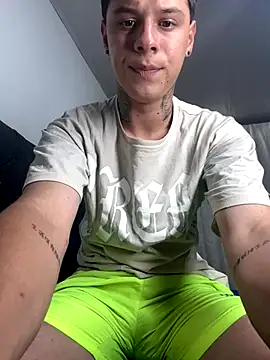 Snapshot of jordan_422 chatting on 10-27-25, 07:51 jordan 422 online show from 10-27-25, 07:51