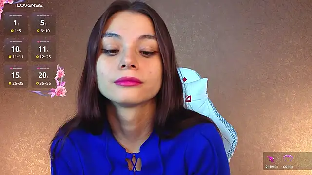 Snapshot of Leila_Hefner chatting on 09-26-25, 02:48 Leila Hefner online show from 09-26-25, 02:48