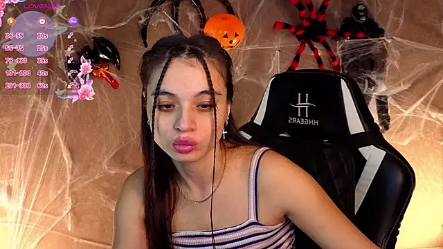 Snapshot of Leila_Hefner chatting on 11-04-25, 02:43 Leila Hefner online show from 11-04-25, 02:43