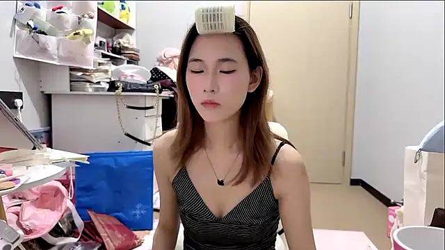 Ann-cookie online show from 05-22-26, 04:34