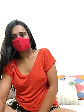 Snapshot of Curvyqueenz chatting on 09-22-25, 01:35 Curvyqueenz online show from 09-22-25, 01:35