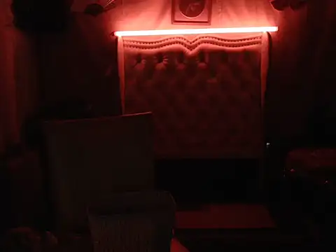 miss laila  online show from 09-23-25, 10:29