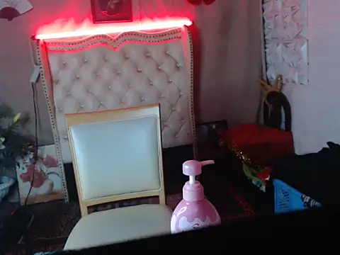 miss laila  online show from 10-01-25, 10:10